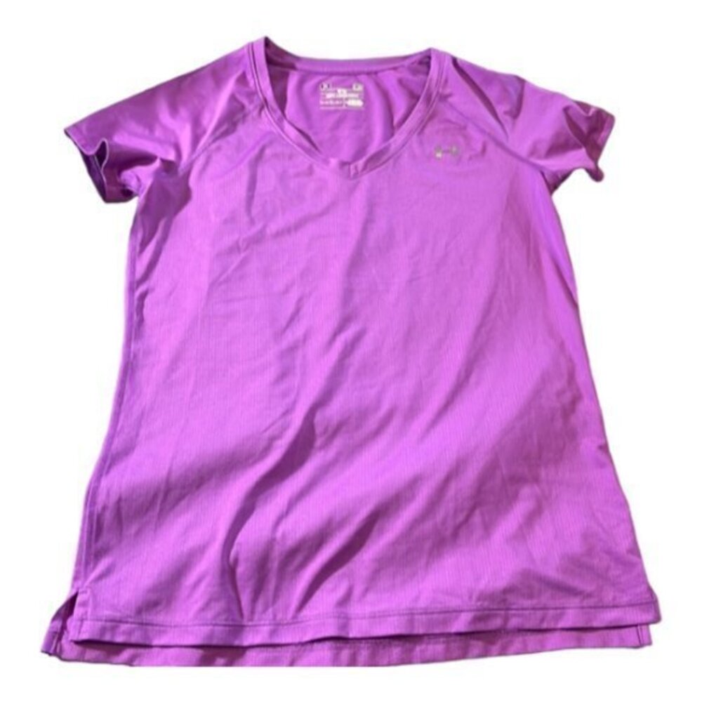 Under Armour Purple V-Neck Shirt Size Small EUC #2910
